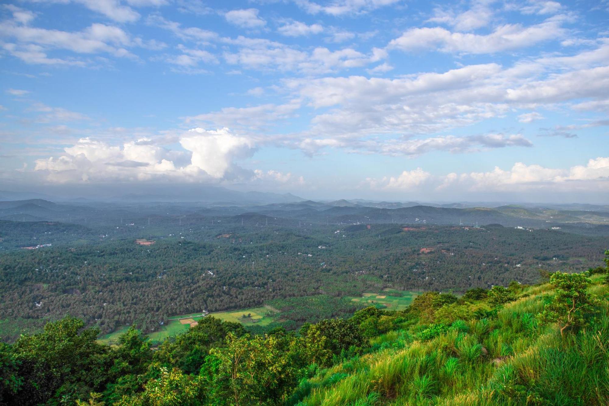 Misty Green Hills Parks & Resorts Kondotty Exterior photo